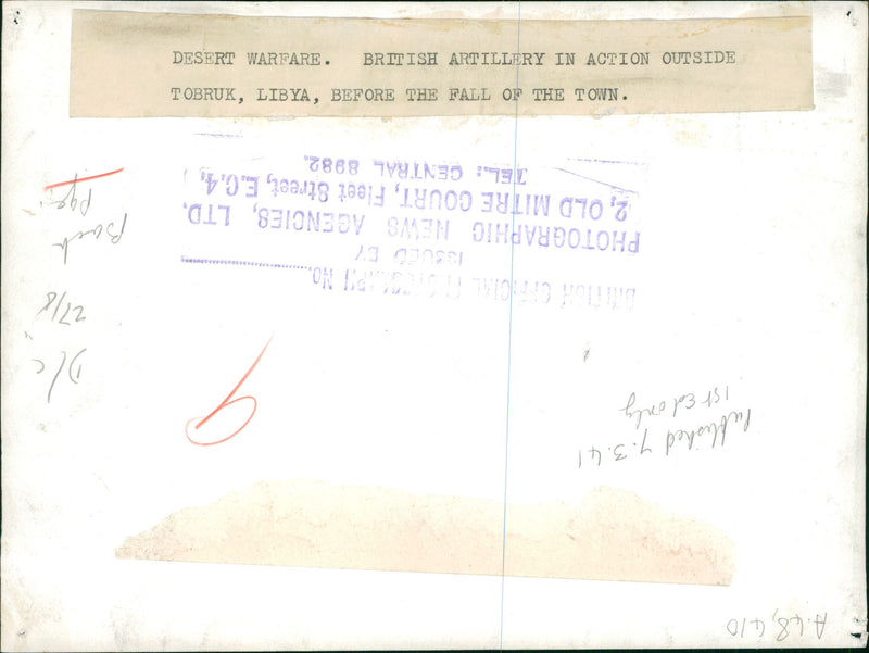 Desert warfare british artillery in action outside tobruk Libya. - Vintage Photograph