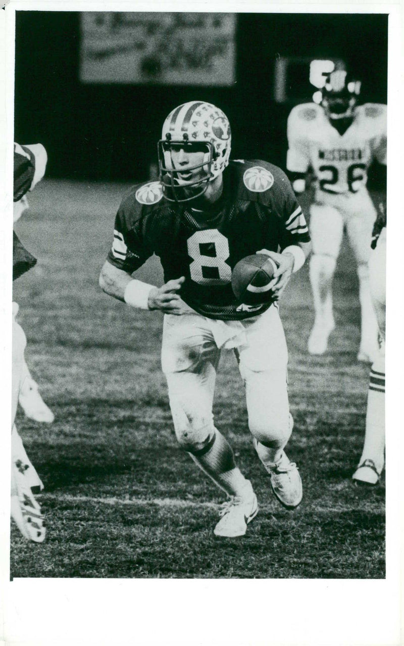 Steve Young American football quarterback. - Vintage Photograph
