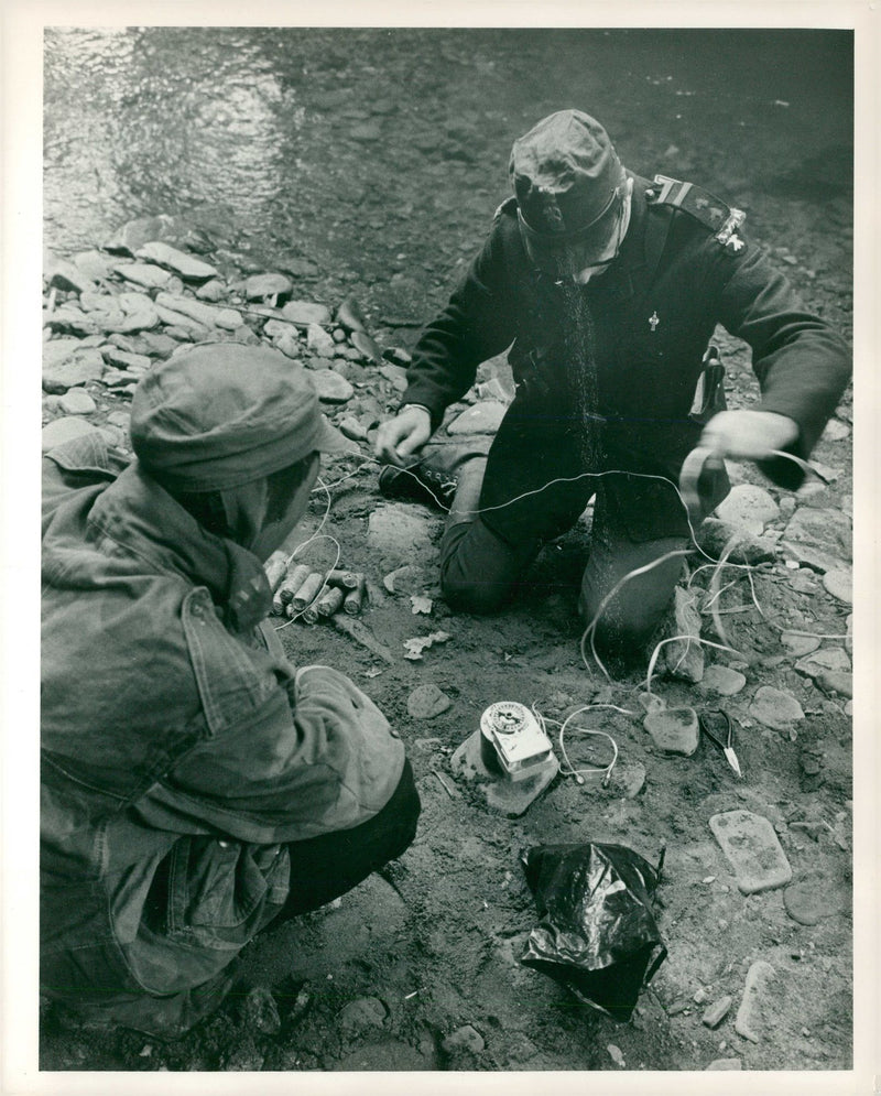 Free Wales Army. - Vintage Photograph