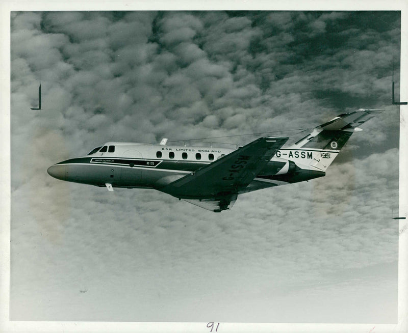 Aircraft : Hawker Siddeley 125 - Vintage Photograph