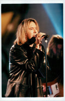 Per Gessle visas på TV-galanvärldens barn - Vintage Photograph