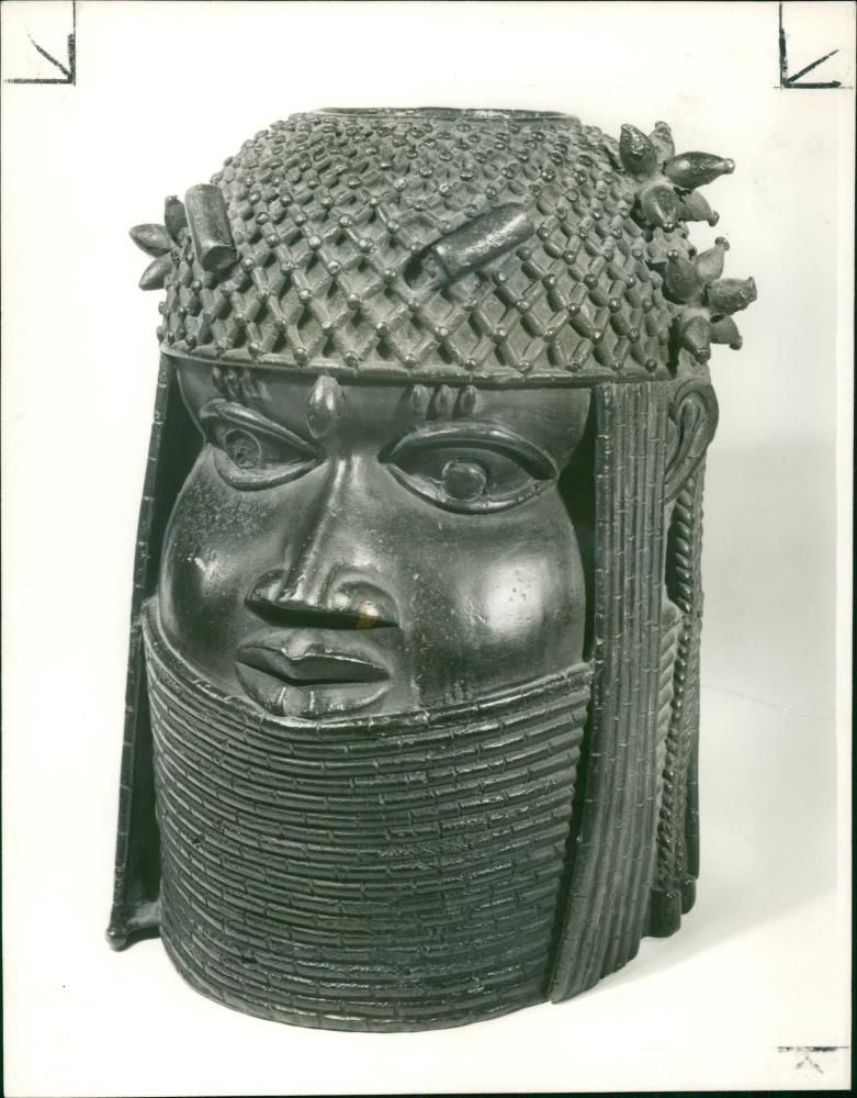 A Benin cast head Sculpture - Vintage Photograph