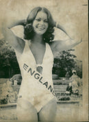 1976 HEITMANN UNITED KINGDOM DUKE QUEEN ENGLAND - Vintage Photograph