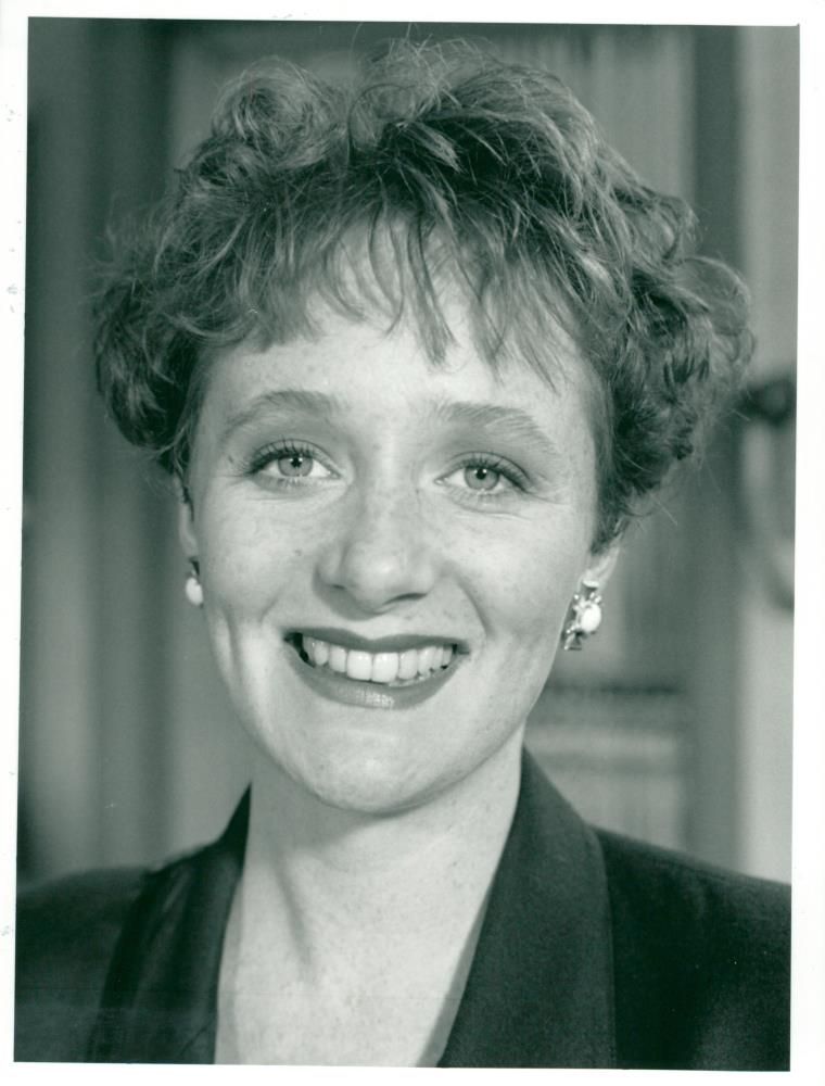Michelle Holmes Actress. - Vintage Photograph