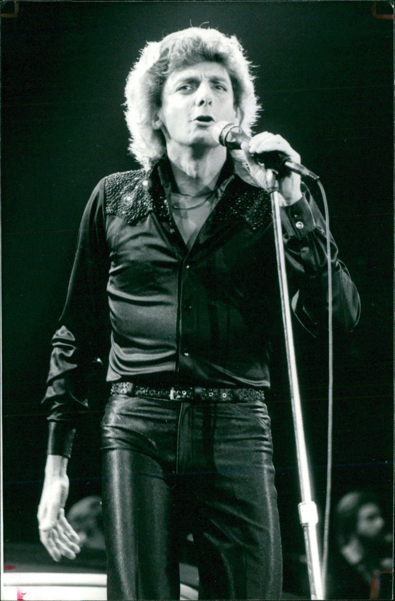 Barry manilow - Vintage Photograph