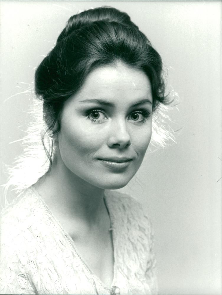 ann mackay soprano. - Vintage Photograph