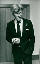 1992 YOUNG SONG WISH TRAGICBACES HAS MARRIAGE PUBLISHED DUKE PRINCESS WIFE - Vintage Photograph