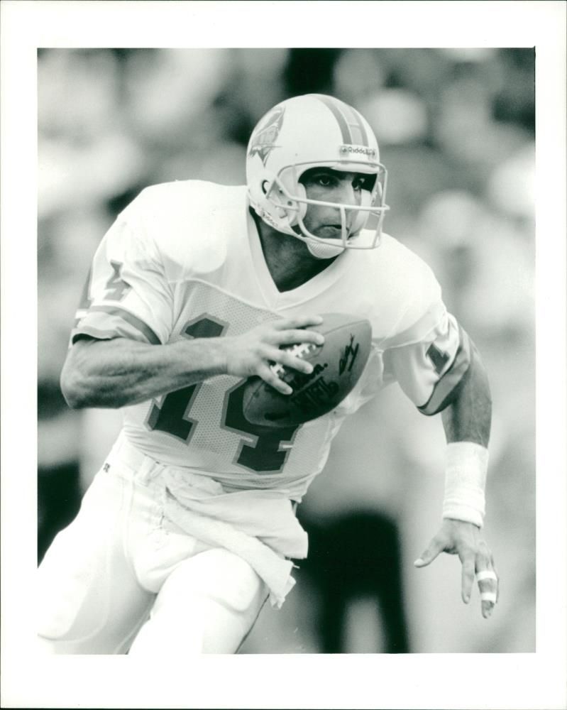 Vinny Testaverde American football quarterback - Vintage Photograph