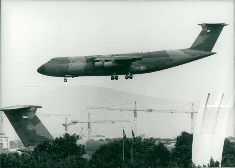 US Aircraft: Galaxy C5 - Vintage Photograph