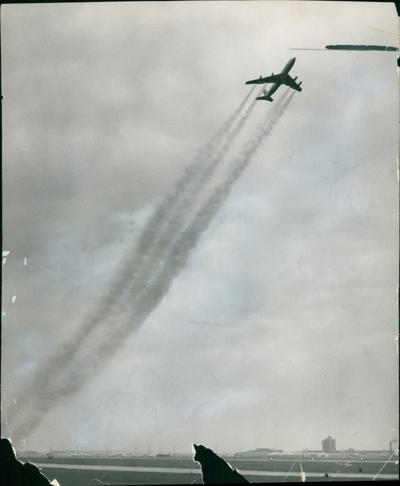 Boeing 707 Jet airliner. - Vintage Photograph