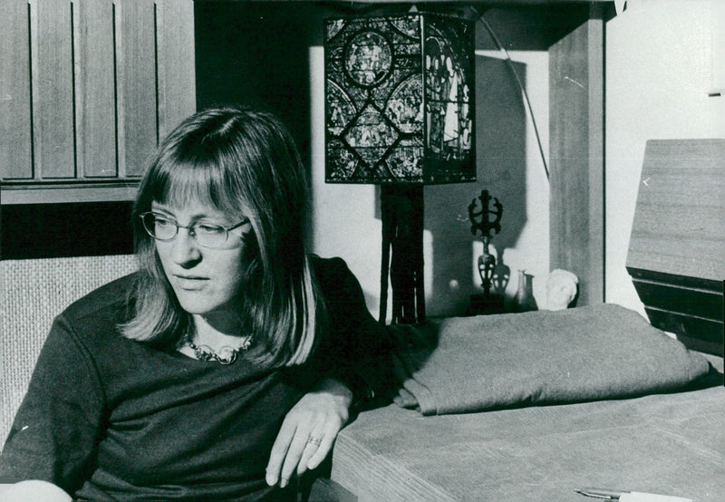 ESSAYS HERE MADELEINE CAN BUILD SOLIDA AND TOM POET - Vintage Photograph