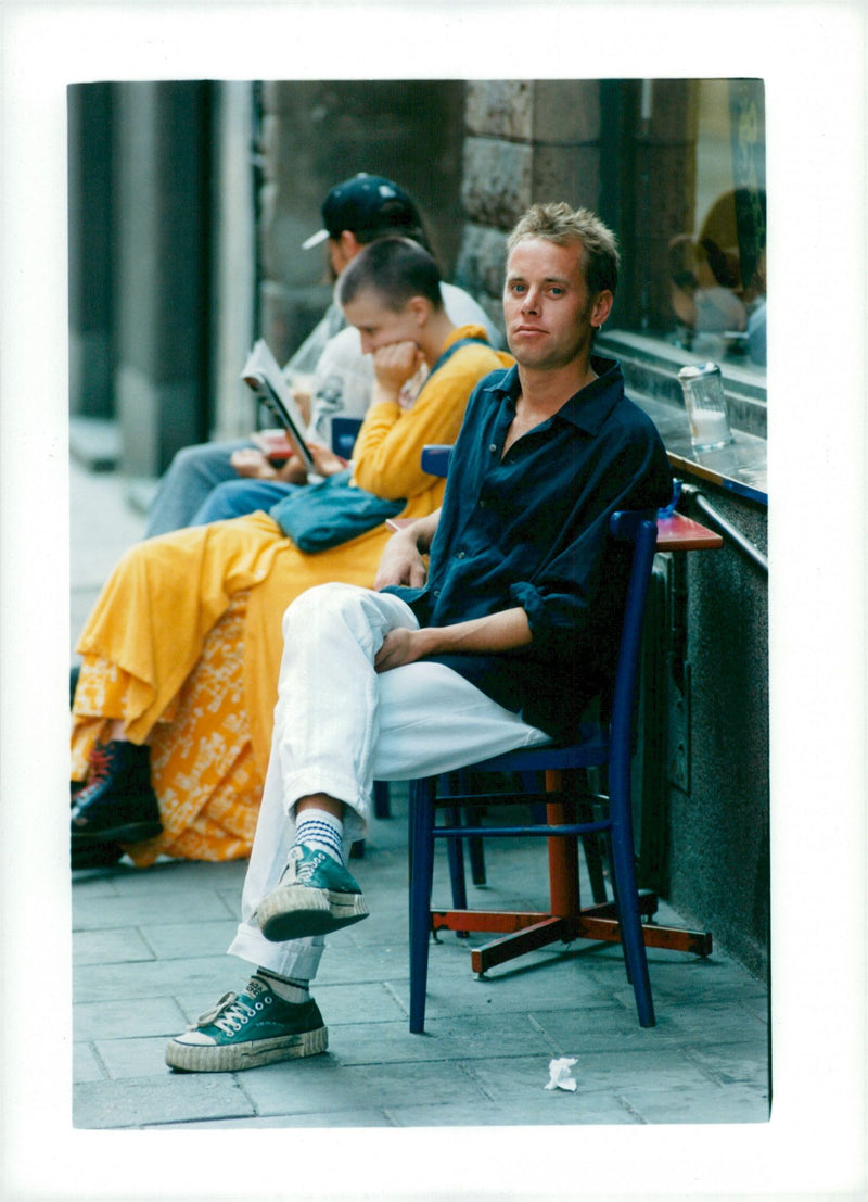 1995 TELEPHONE SWEDEN RESPONSIBLE IMAGE DELIVERY POET - Vintage Photograph