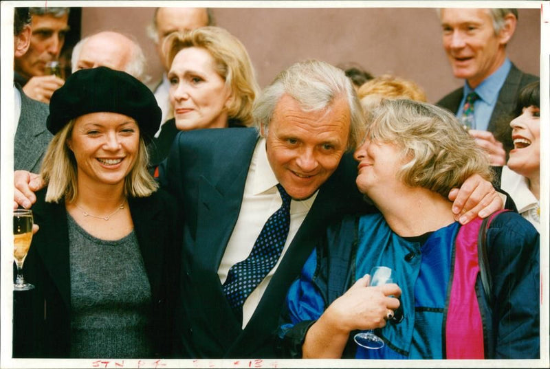 Actor Anthony Hopkins with Mariella Frostrup and Judy Cornwell - Vintage Photograph