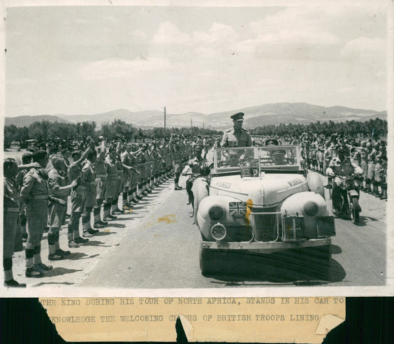 Elizabeth II - Vintage Photograph