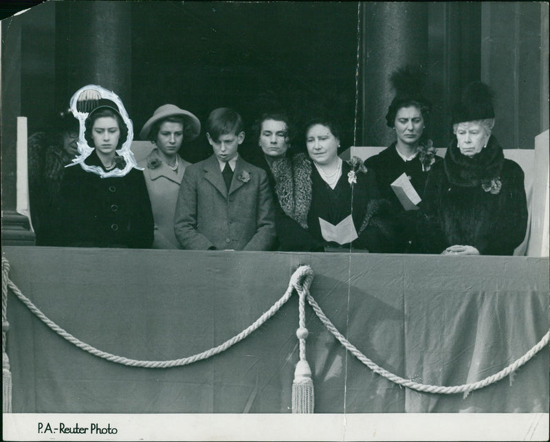 Elizabeth II - Vintage Photograph