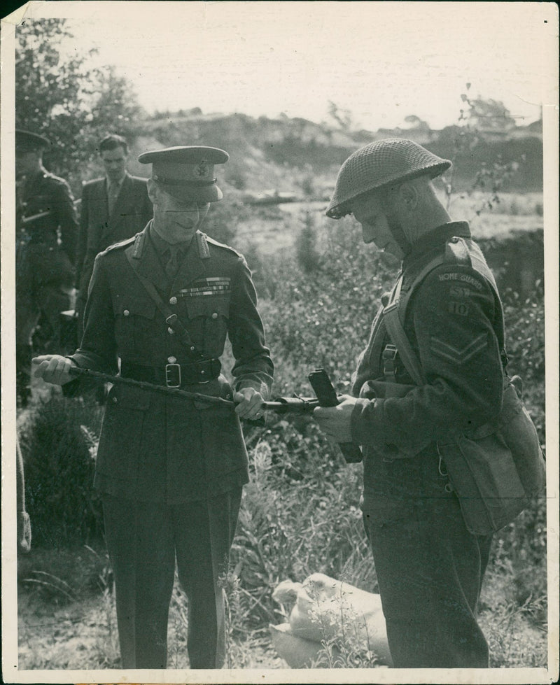 Elizabeth II - Vintage Photograph