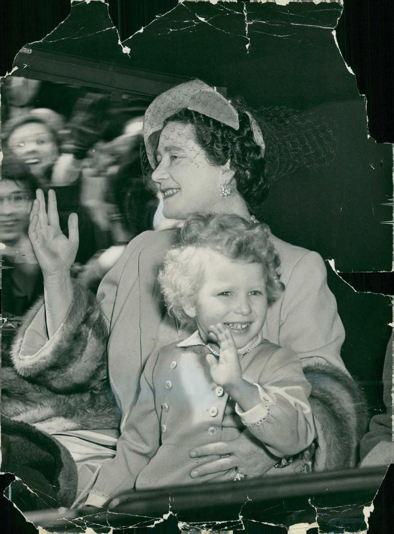 Queen Elizabeth The Queen Mother with Princess Anne. - Vintage Photograph