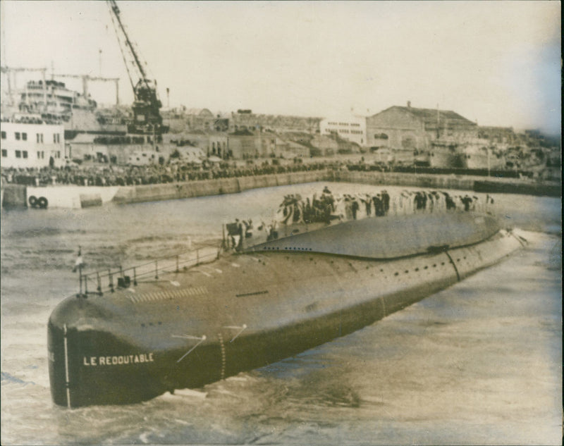 1967 THE REDOUTABLE FIRST FRENCH NUCLEAR SUBMARINE LAU PUBLISHED PRESIDENT - Vintage Photograph