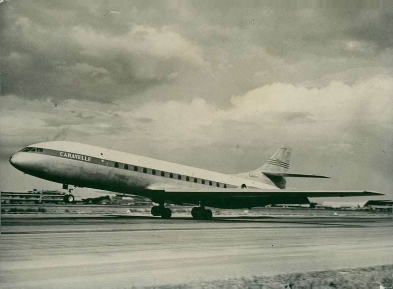 The comet has a french cousin. - Vintage Photograph