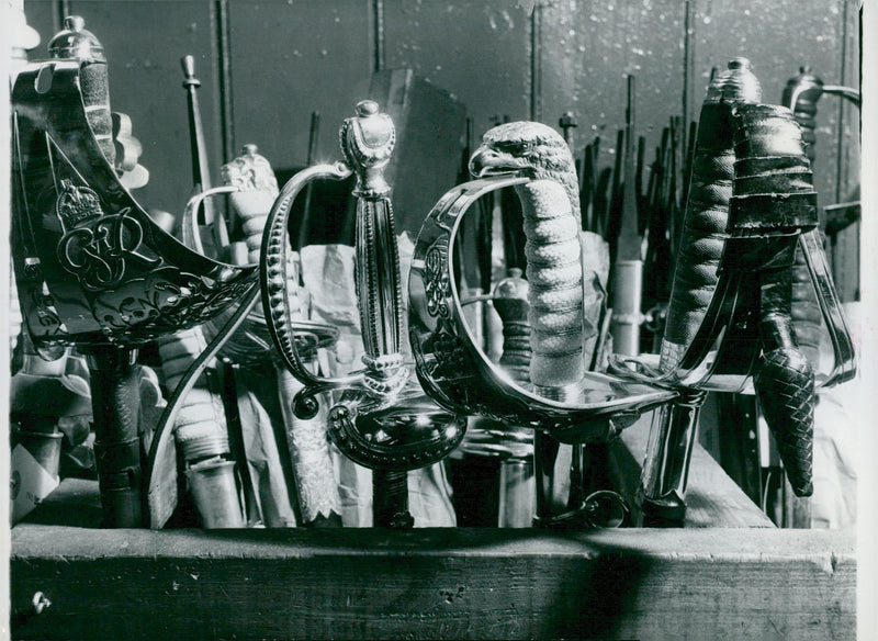 Queen Elizabeth II's Crown Procession 1953. Queen Elizabeth's Crown Souvenirs. - Vintage Photograph