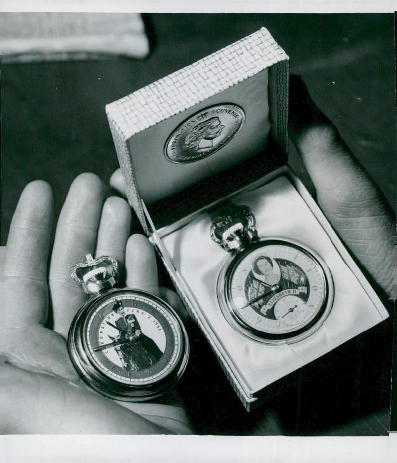 Queen Elizabeth II's Crown Procession 1953. Queen Elizabeth's Crown Meter. - Vintage Photograph