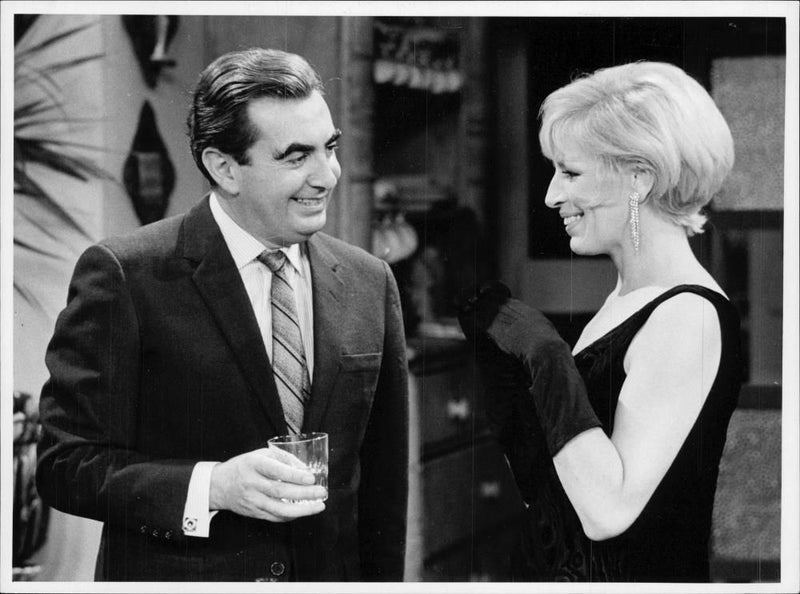 British actress Yootha Joyce and Milo O'Shea in 'Me Mammy' - Vintage Photograph