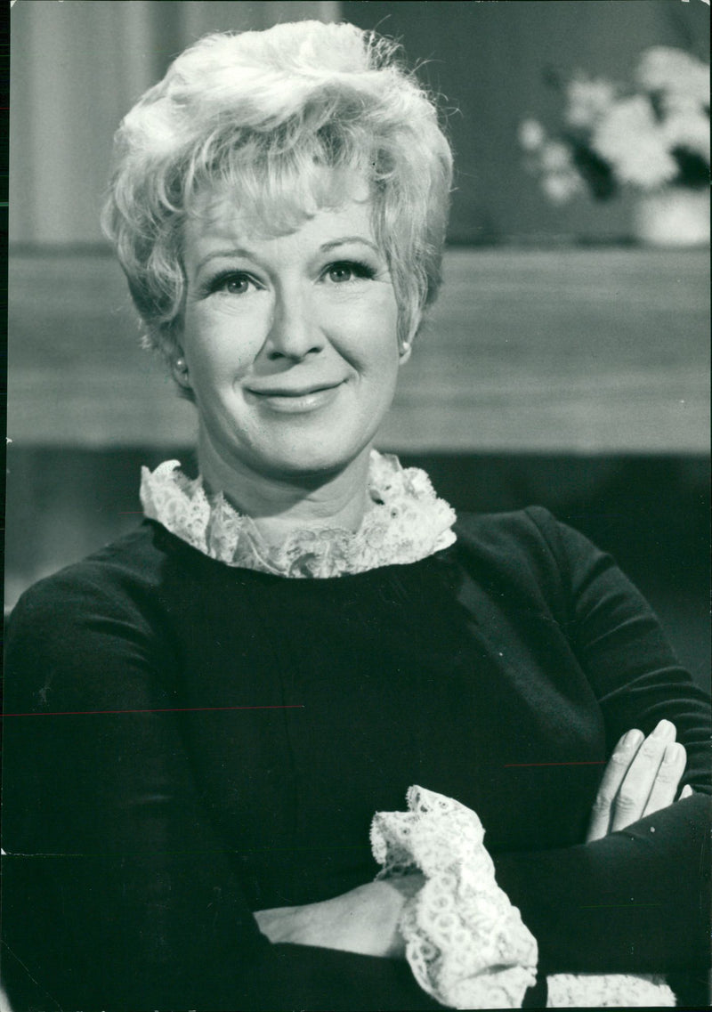 Barbara Kelly Actress - Vintage Photograph