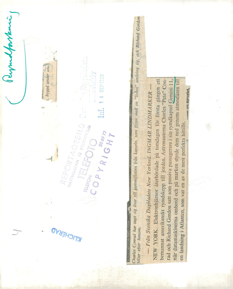 Charles Conrad has taken over to the rubber fleet from the canister after landing with Gemini 11 in the Atlantic - Vintage Photograph