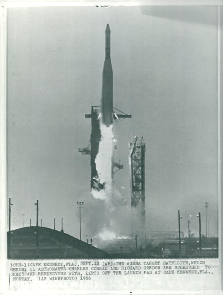 Gemini 11-start from Cape Kennedy - Vintage Photograph