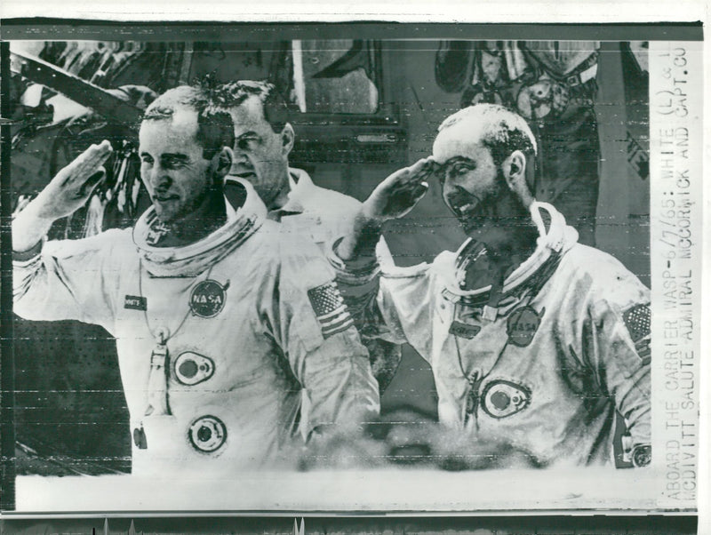 The astronauts Edward White and James McDivitt are boarding the Wasp saloon - Vintage Photograph