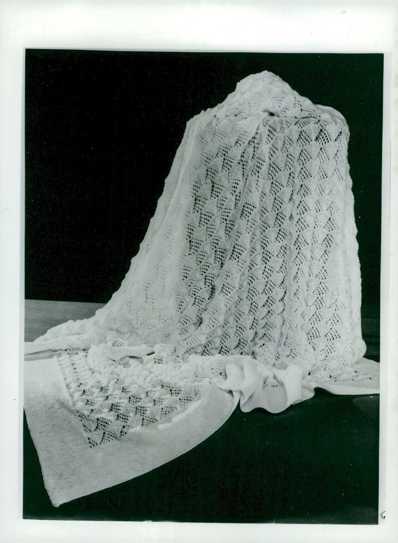 Handcrafted shawl as gift made by Linen and Wollen Drapers Home to Queen Elizabeth II and her awaited children - Vintage Photograph