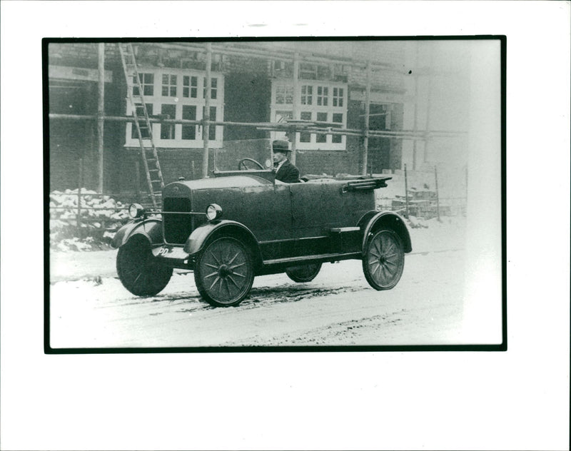 BRM P160 - Vintage Photograph