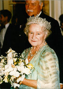 Queen Elizabeth The Queen Mother. - Vintage Photograph
