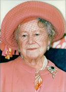 Queen Elizabeth The Queen Mother. - Vintage Photograph