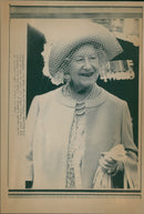 Queen Elizabeth The Queen Mother. - Vintage Photograph
