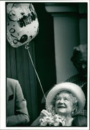 Queen Elizabeth The Queen Mother. - Vintage Photograph