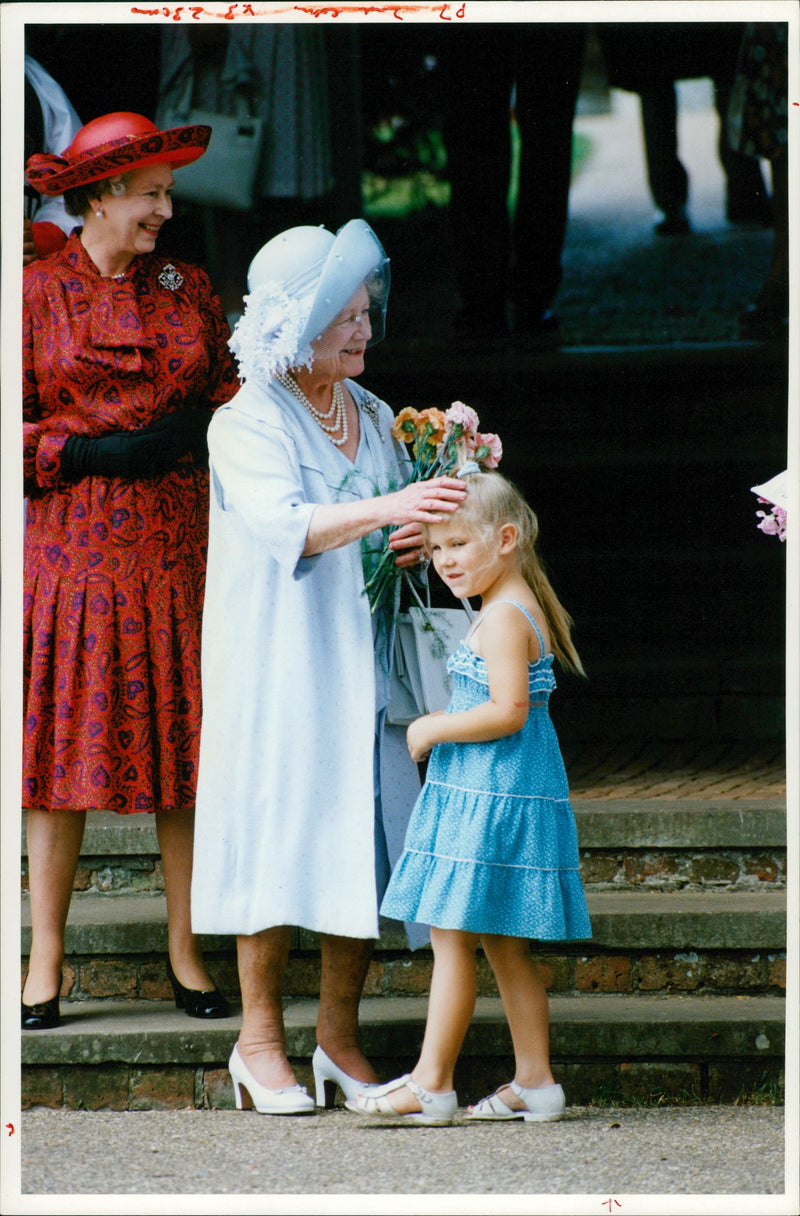 Queen Elizabeth II and The Queen Mother. - Vintage Photograph