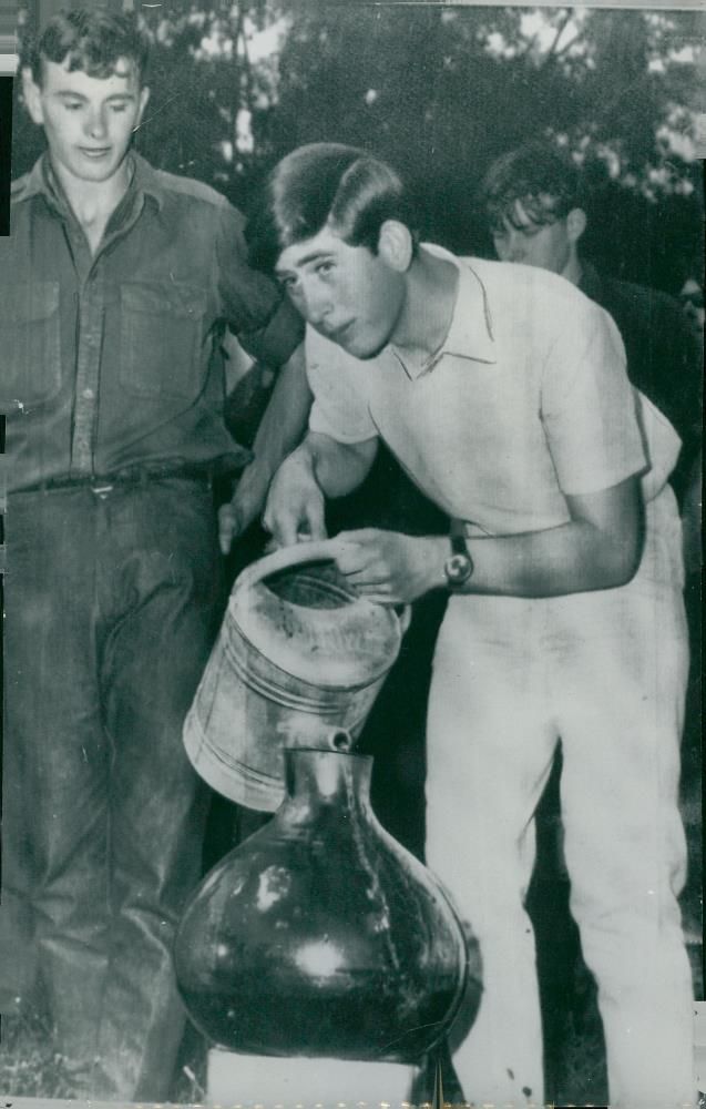 Prince Charles of Wales at Timbertop, Geelong's teaching. - Vintage Photograph