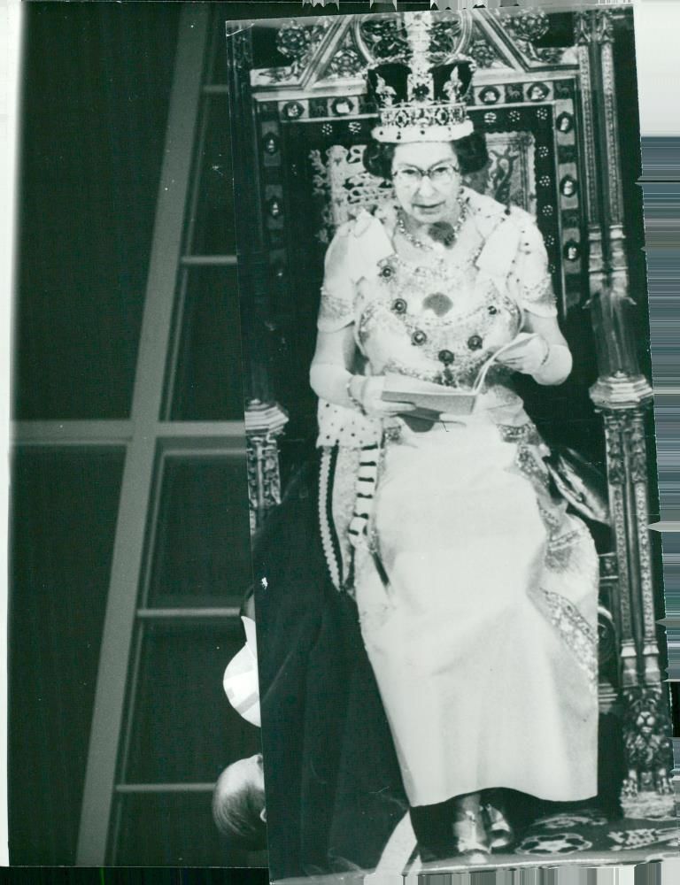 Queen Elizabeth II. - Vintage Photograph