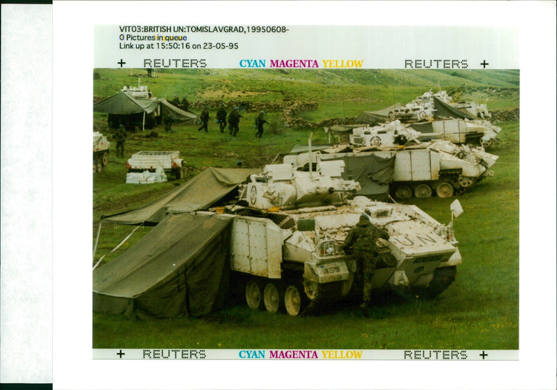 bosnian war british un troops. - Vintage Photograph