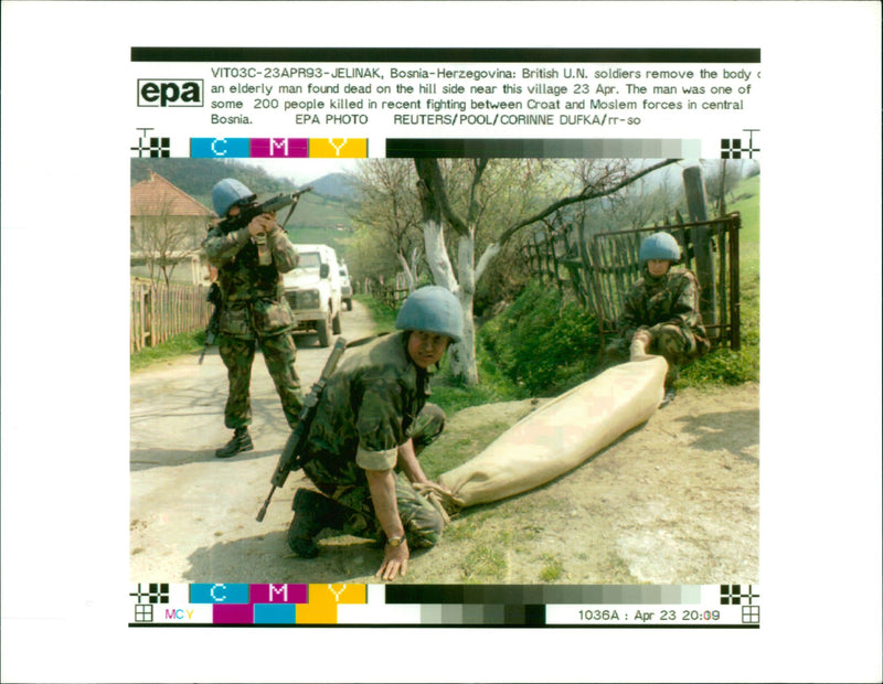bosnian war british un troops. - Vintage Photograph