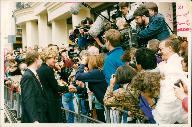 Princess Diana. - Vintage Photograph