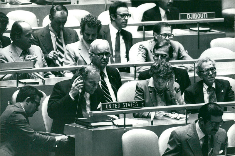 US politician Alexander Haig, F.D. White House Chief of Staff and UN delegate Jeanne Kirkpatrick during a press conference on Cambodia - Vintage Photograph