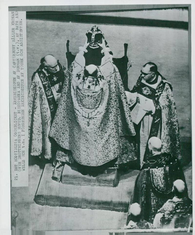 Queen Elizabeth II's crown - Vintage Photograph