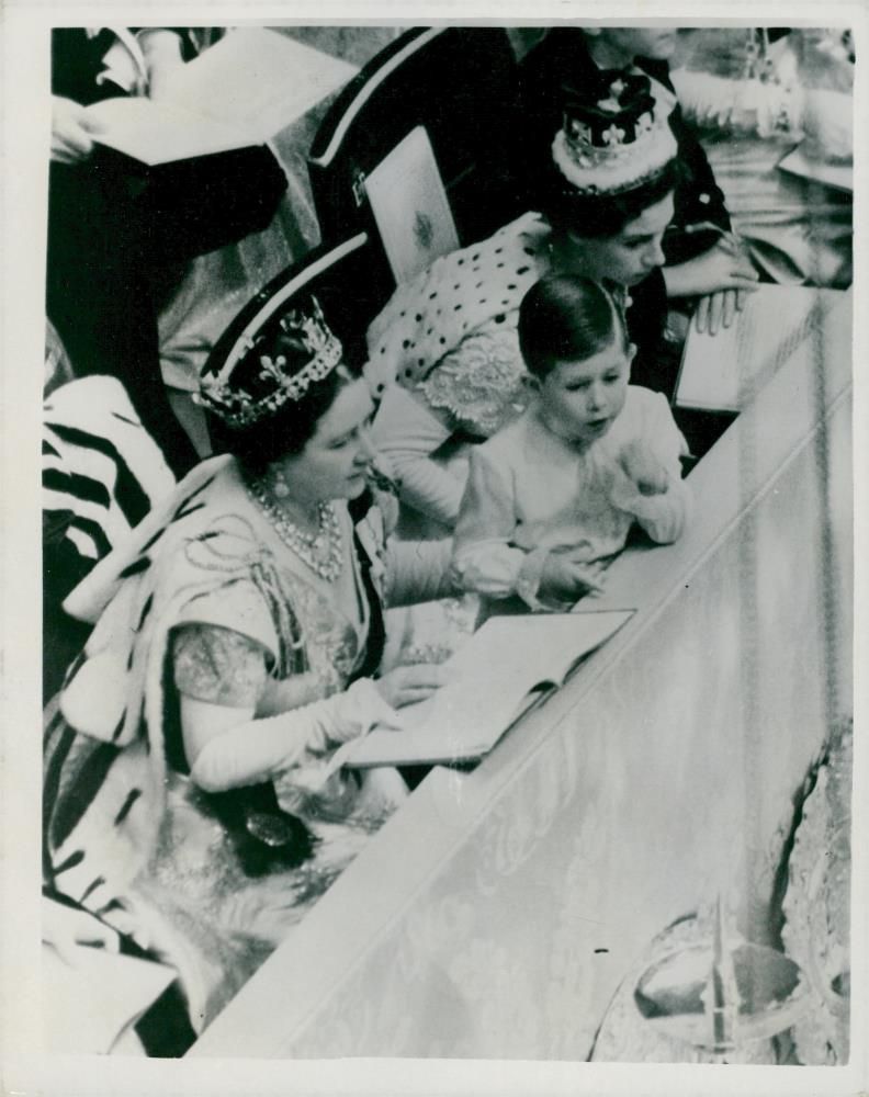 Queen of the Queen, Prince Charles and Princess Margaret under the crown of Queen Elizabeth - Vintage Photograph