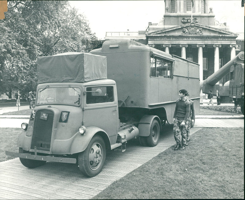 Imperial War Museum - Vintage Photograph