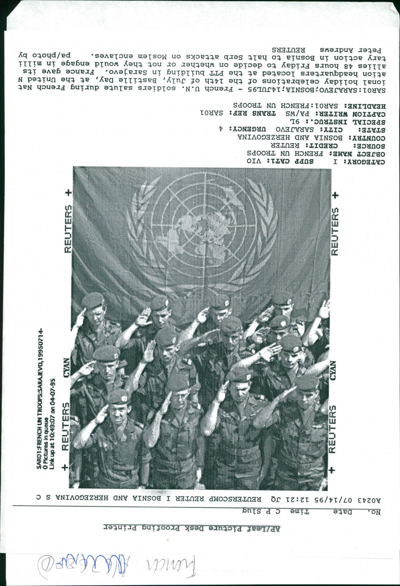 Bosnia UN Troops French Troops Only 1995 - Vintage Photograph