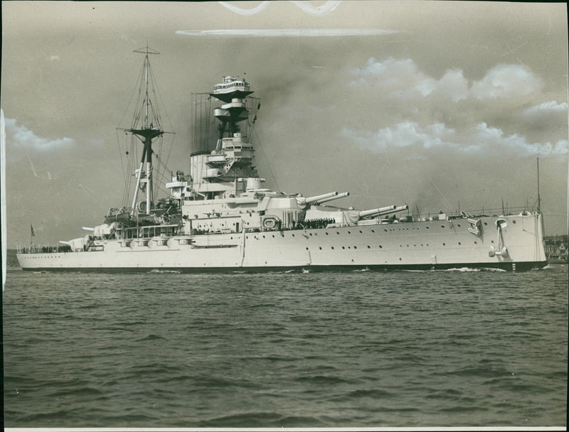 HMS Ramillies ship - Vintage Photograph