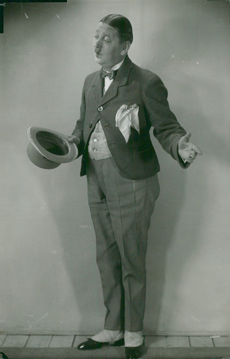 Portrait Carl Arvid Walfrid "Calle" Hagman, actor - Vintage Photograph