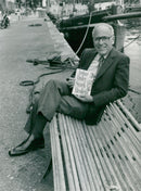 Arthur Hailey författare - Vintage Photograph